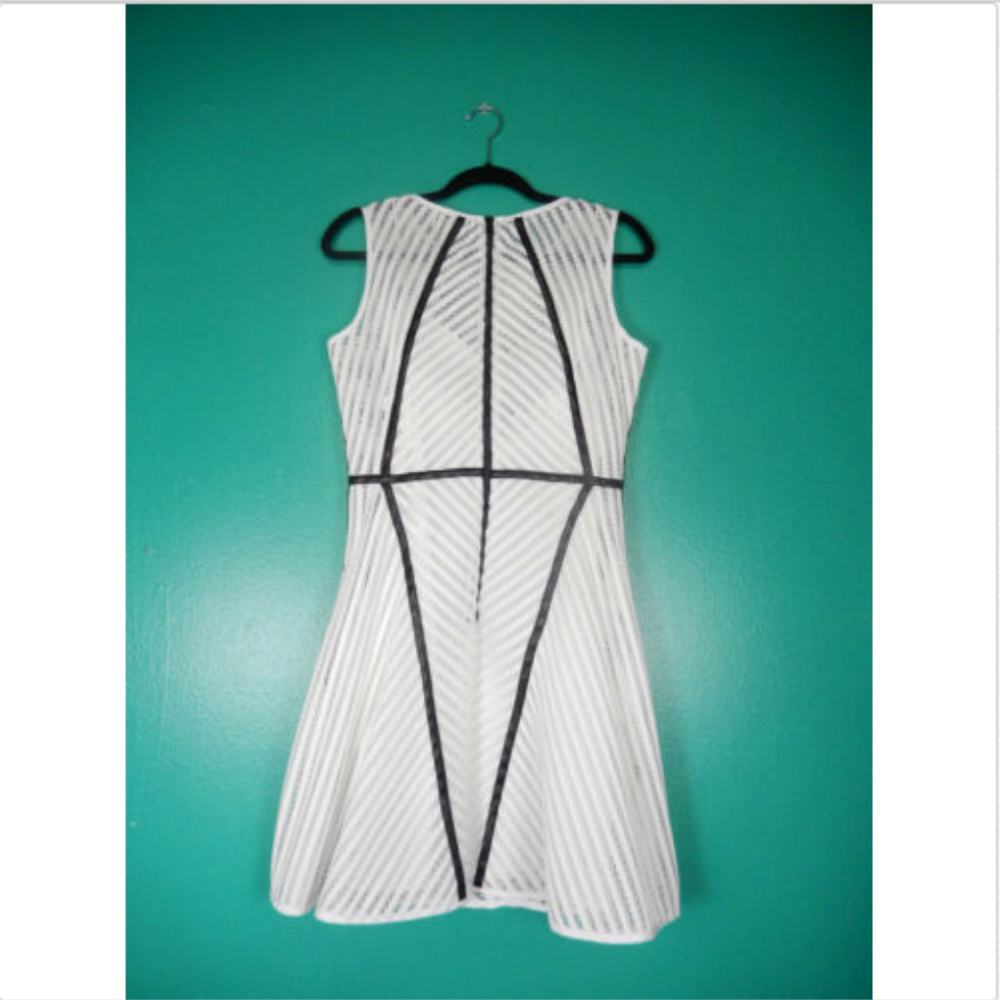 MILLY NY FIT & FLARE WHITE MESH  LEATHER DRESS - Picture 4 of 4